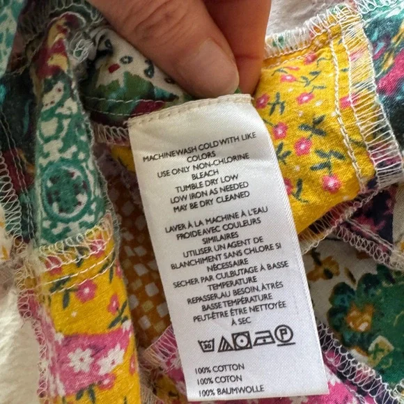 Pilcro - 🧵 Colorful Patchwork Button swing top - Picture 6 of 7